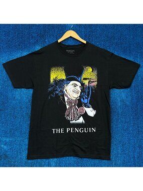 DC Comics Batman Returns “The Penguin” Graphic T-Shirt Size L